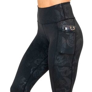 CVG Shadow Skulls Leggings - Capris